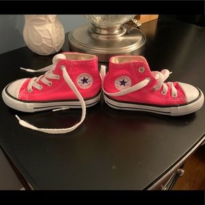 Chuck Taylor All Star TODDLER HIGH TOP SHOE